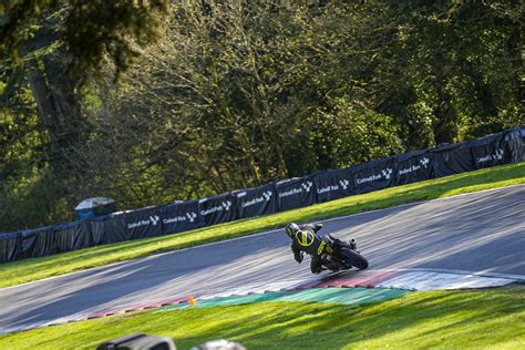 18042312838cadwell 18 04 2023 Cadwell Park No Limits Flickr