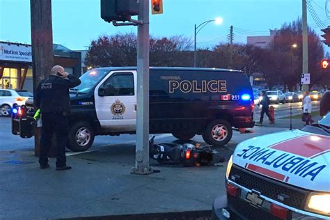 Two Vehicle Crash Near Vicpd Sends One To Hospital Saanich News