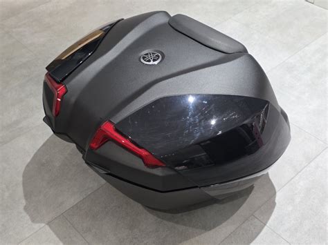 yamaha  top case motorcycles motorcycle accessories  carousell