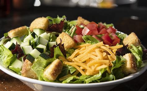 Mixed Greens Salad Lunch And Dinner Menu Longhorn Steakhouse