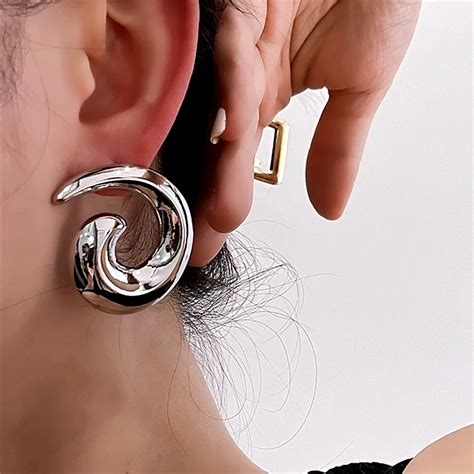 Huanzhi Smooth Metal Round Spiral Vortex Stud Earrings For Women Girls