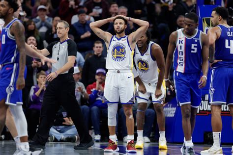 NBA Admits Missed Call In Warriors Vs Kings Game Inside The Warriors