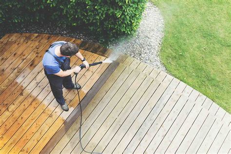 How To Clean Decking Wood Composite And More Checkatrade