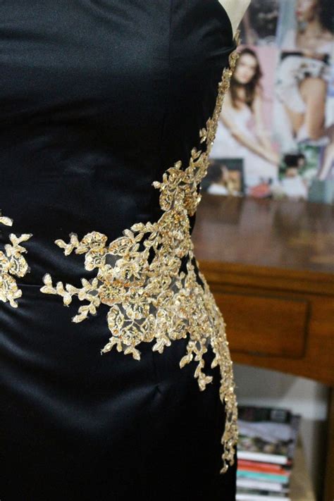 apply lace applique dress makeover diy dress bodice applique