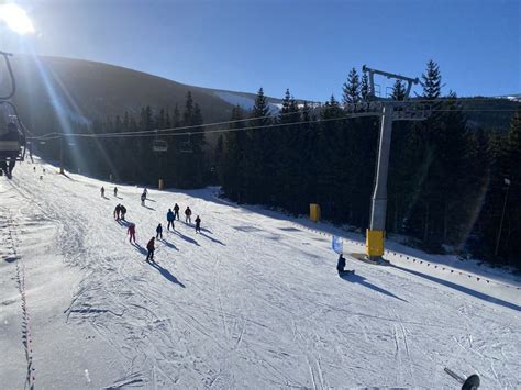 Karpacz Ski Arena Polecany O Rodek Dla Fan W Bia Ego Szale Stwa