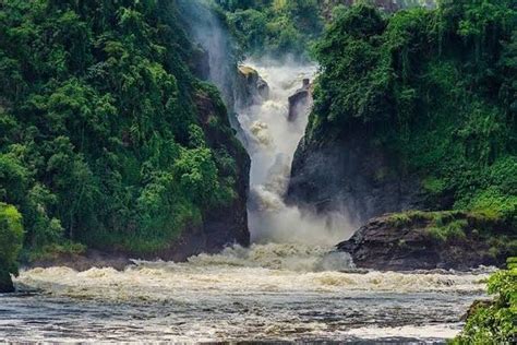 Destinasi Air Terjun Menakjubkan Di Benua Afrika