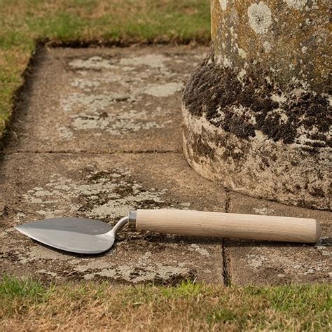 Buy Sneeboer Long Handled Planting Trowel Old Dutch Style