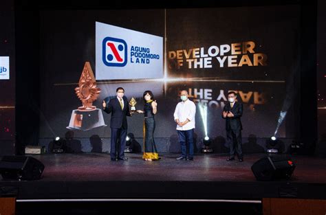 Properti Agung Podomoro Raih Penghargaan Developer Of The Year Di