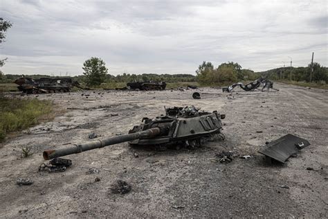 Wojna w Ukrainie Krach Rosjan Zawieszają uzupełnienia oddziałów na