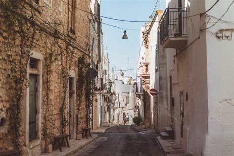 A Guide to the Best Things to do in Ostuni, Puglia | solosophie