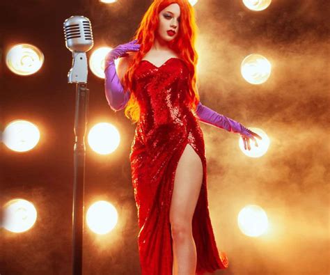 Jessica Rabbit Cosplay