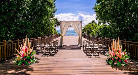 10 BEST All-Inclusive Wedding Packages in Mexico + Prices