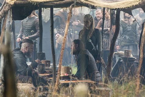 Vikings Bild Donal Logue Travis Fimmel 293 Von 428 FILMSTARTS De