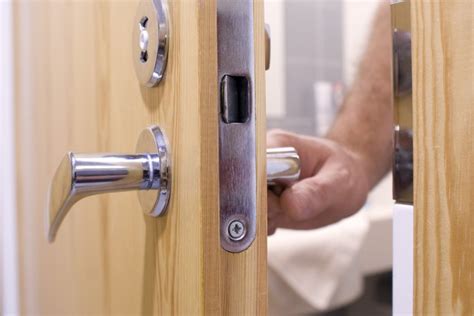 The 4 Types of Bathroom Door Locks That Provide Ultimate Privacy | Hunker