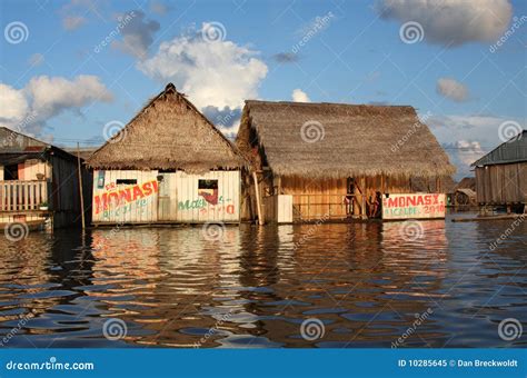 Floating Houses on the Amazon River Editorial Image - Image of tide ...