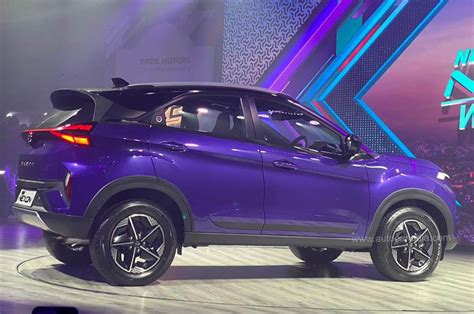 Tata Nexon Price Facelift Revealed Engine Exterior Interior