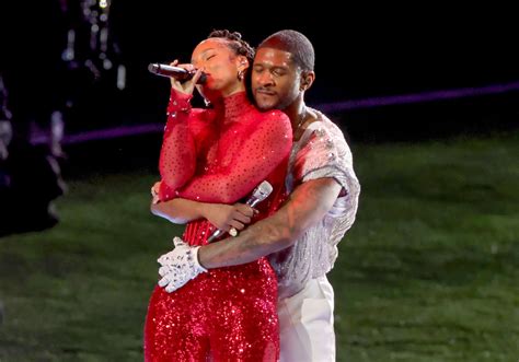 Usher S Halftime Show Performance Named The Best Ever The Spun