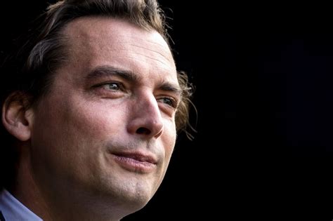 FVD Lijsttrekker Thierry Baudet Weer Aangevallen Lijkt Goed Te Komen