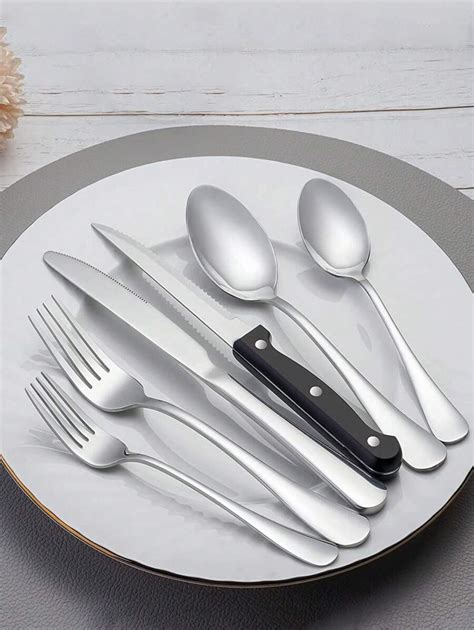 24pcs Stainless Steel Steak Knife Fork Spoon Cutlery Set Suitable For