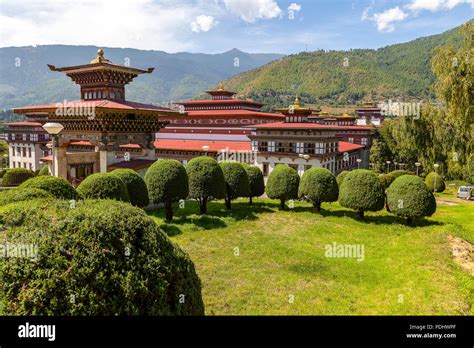 royal palace   bhutanese landscape  thimphu thimphu capital