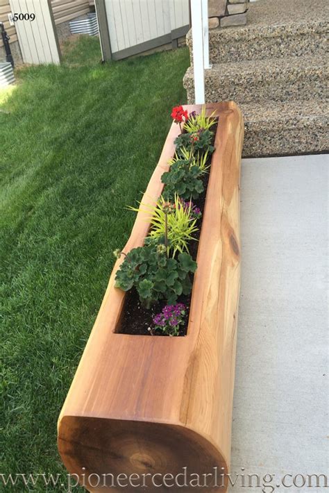 Log Planter | Pioneer Cedar Living