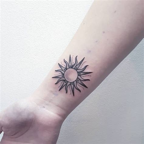 Top Best Simple Sun Tattoo Ideas Inspiration Guide