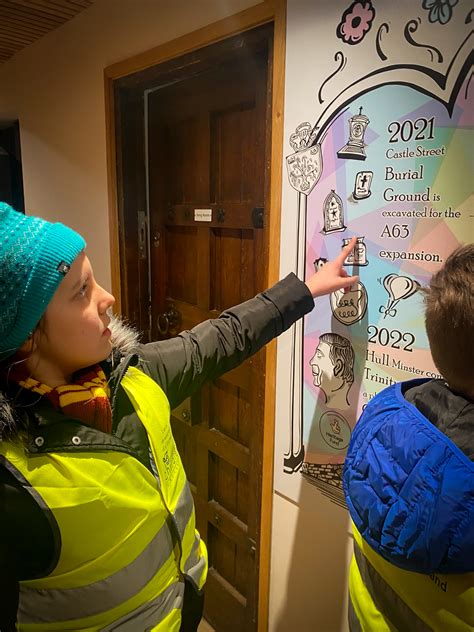 A History of Hull Minster 1086 – 2022 – Stephen Lee Hodgkins