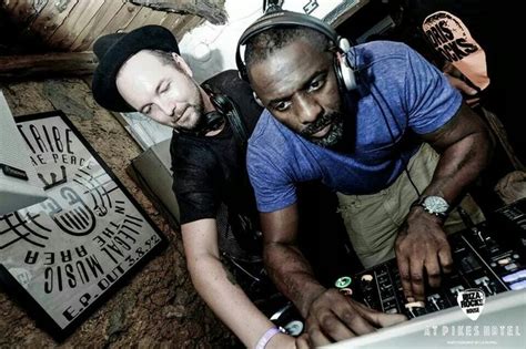 Pin By Jernell Suttle On Hottie Mc Hot Hot Idris Elba Elba Luther