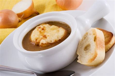 Onion Soup With Swiss Cheese Flakes Tnuva