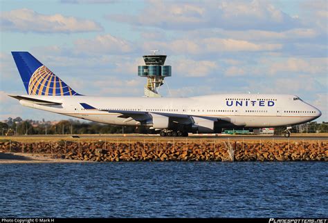 N118UA United Airlines Boeing 747 422 Photo By Mark H ID 387494