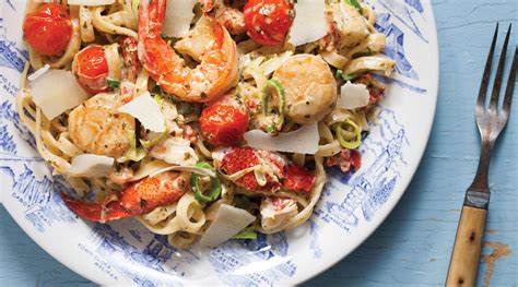 Sun Dried Tomato And Pesto Seafood Pasta – The Curated Table