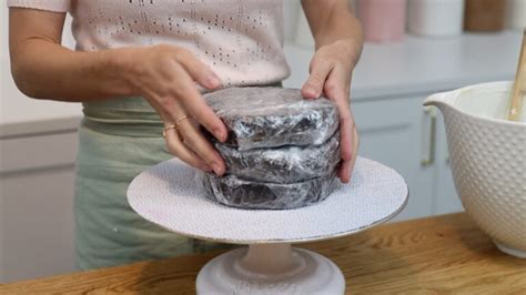 How To Make A Semi Naked Wedding Cake British Girl Bakes