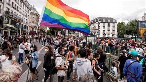 Plan Contre La Haine Lgbt 150 Mesures Pour Renforcer Les Droits Des