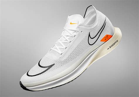 Беговые кроссовки Nike ZoomX Streakfly для средних дистанций