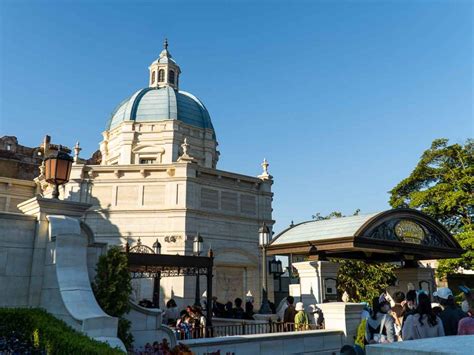 Ultimate Tokyo Disneyland And Disneysea Guide Tips And