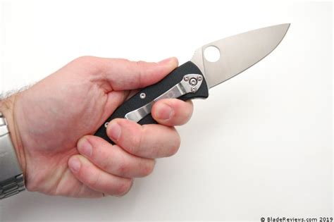 Spyderco Tenacious Review | BladeReviews.com