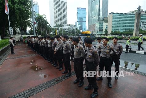 Pengamanan Polisi Di Objek Vital Seputar Kawasan Bundaran HI