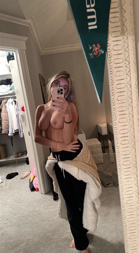 Breckie Hill Nude Topless Mirror Onlyfans Set Leaked Onlyfans Leaked