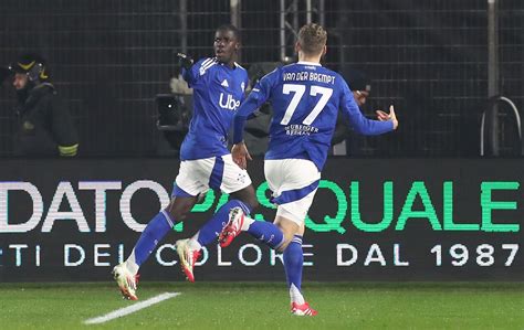 Estatísticas De Calcio Como X Udinese - Serie A: Como 4-1 Udinese - Fabregas inspires 10 vs. 10 victory ...