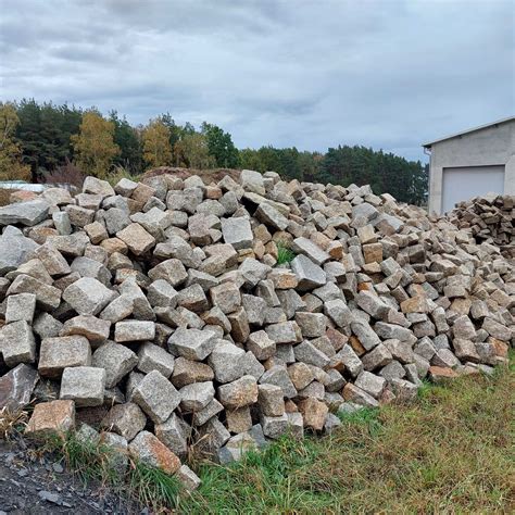 Kostka granitowa kamień granitowy materiał budowlane kostka brukowa