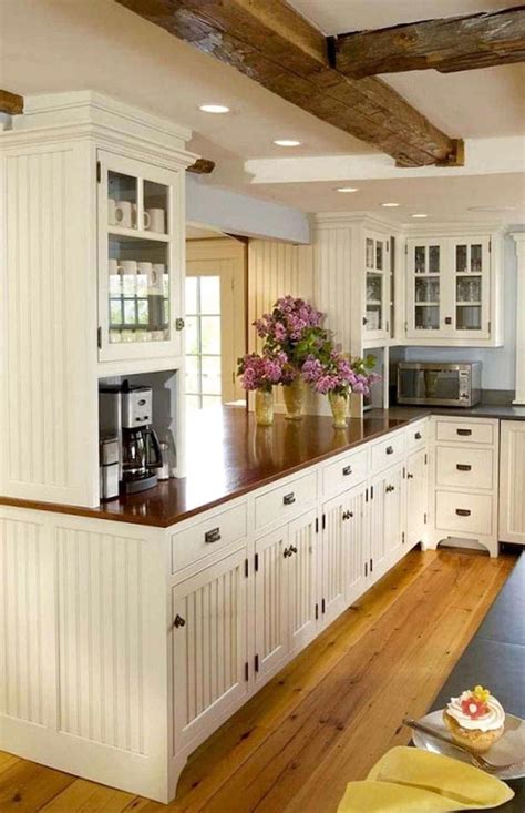 88 Amazing Farmhouse Kitchen Cabinet Design Ideas Farmhousekitchencabinet Country Kitchen