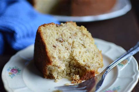 Easy Banana Bread Cake Made Extra Delicious - Savory Spicerack