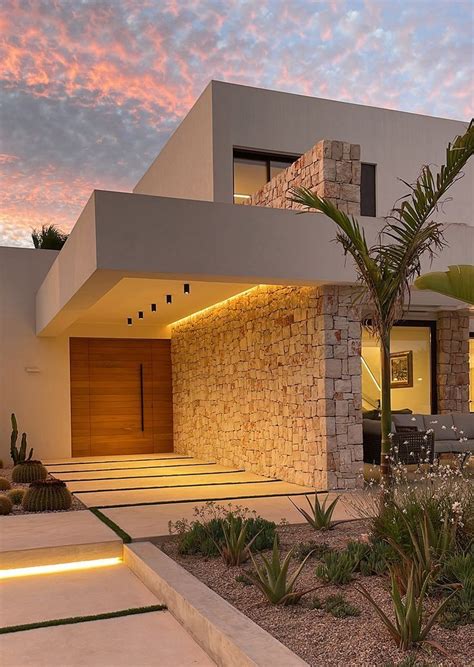 Pin By Imaan On Villa House Designs Exterior House Outside Design