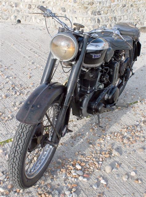 1945 Bsa B31 Rare Early Model Classic Bikes Vintage Bikes British