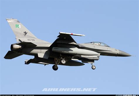 General Dynamics F 16a Fighting Falcon 401 Pakistan Air Force Aviation Photo 6211909