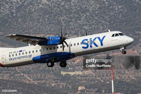 Sky Express Photos and Premium High Res Pictures - Getty Images