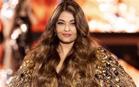 Aishwarya Rai Bachchan Mesmerises The World With Her Elegant And Sassy