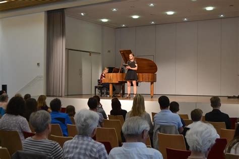 JMS Konzert Kleine und große Talente präsentieren sich