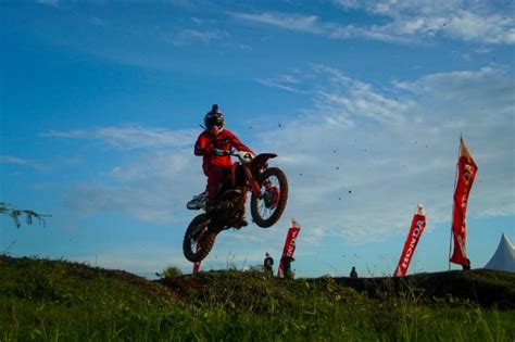 Honda Kolaborasi Dengan Pemkot Makassar Gelar Gasstrack Motocross