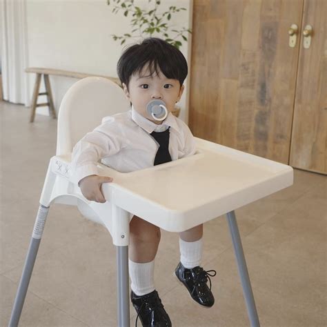 Ty ngậm núm tròn cao su tự nhiên BIBS Pacifier Colour Latex phát quang